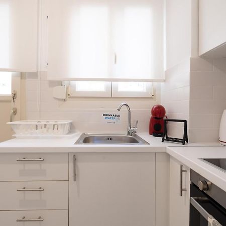 Urban Boho apartment in Koukaki Athena Bagian luar foto