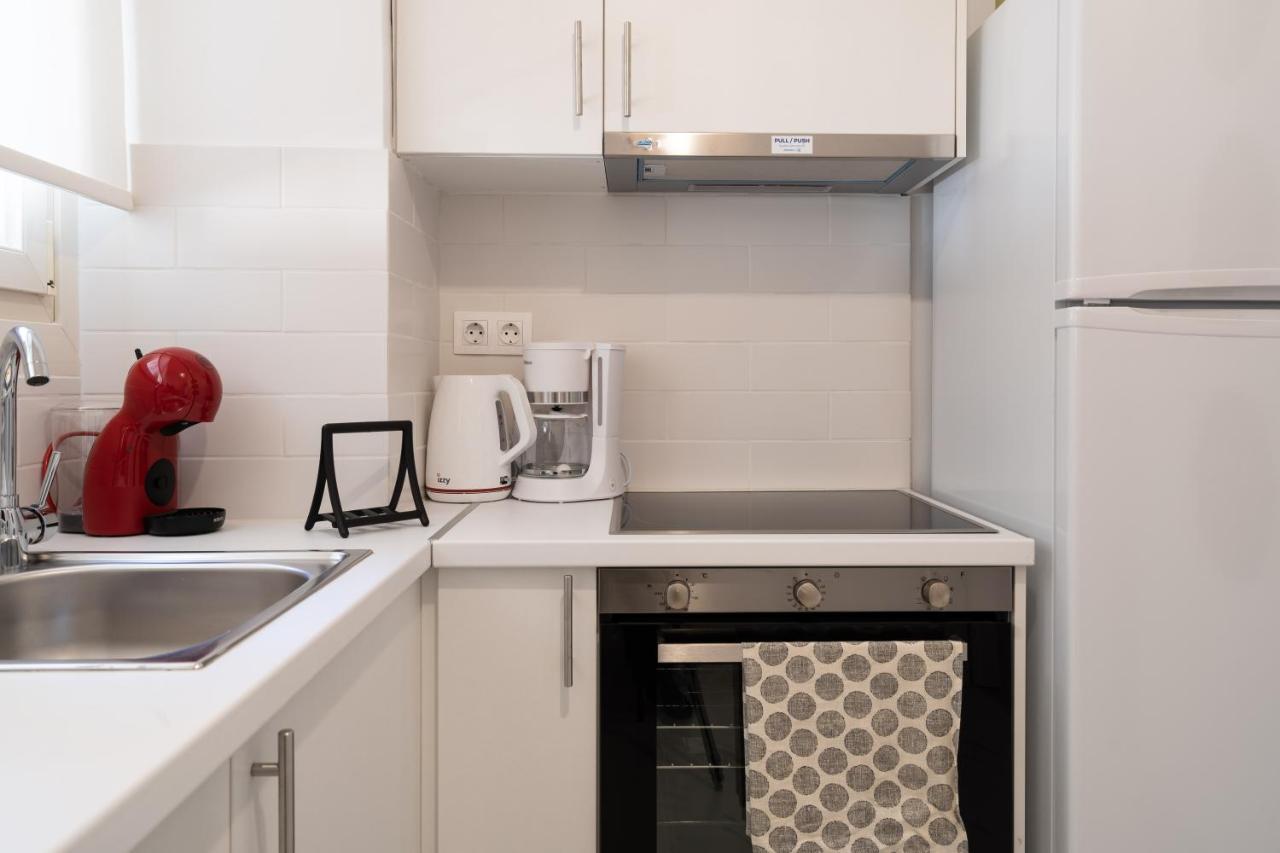 Urban Boho apartment in Koukaki Athena Bagian luar foto