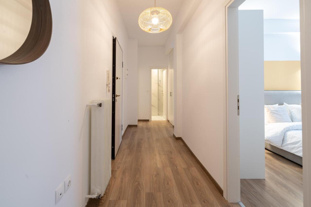 Urban Boho apartment in Koukaki Athena Bagian luar foto